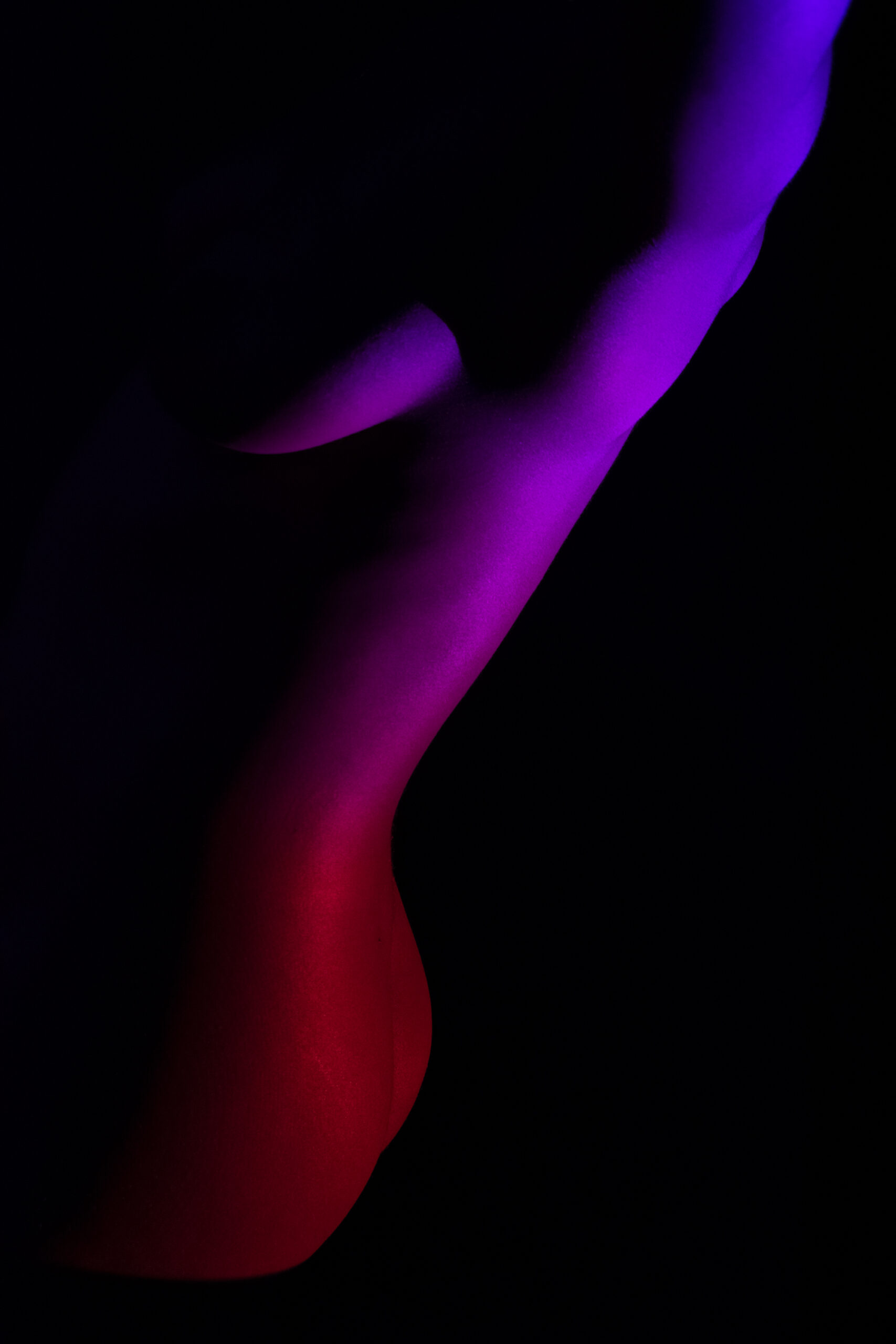 Between two lights - by Gregory Jacquelin